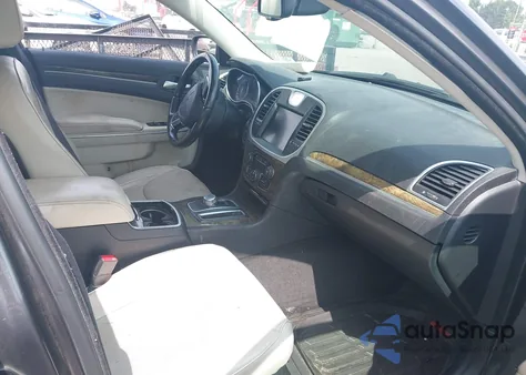 2015 Chrysler 300C из США, поврежденный, VIN 2C3CCAEG5FH881951